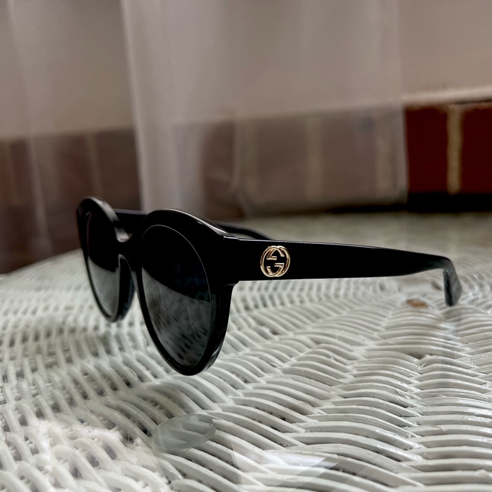 GUCCI LARGE CAT EYE ❤️